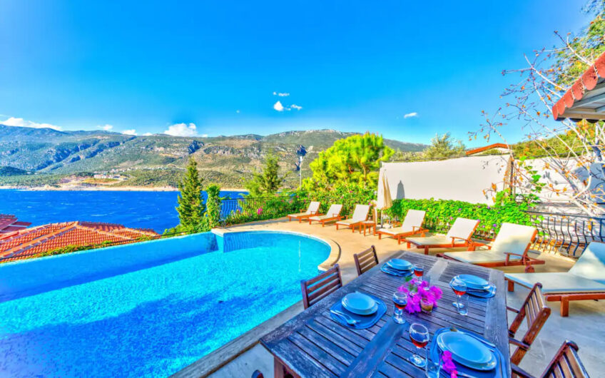 Antalya Kaş'ta Kiralık Villa ID:104 (3)